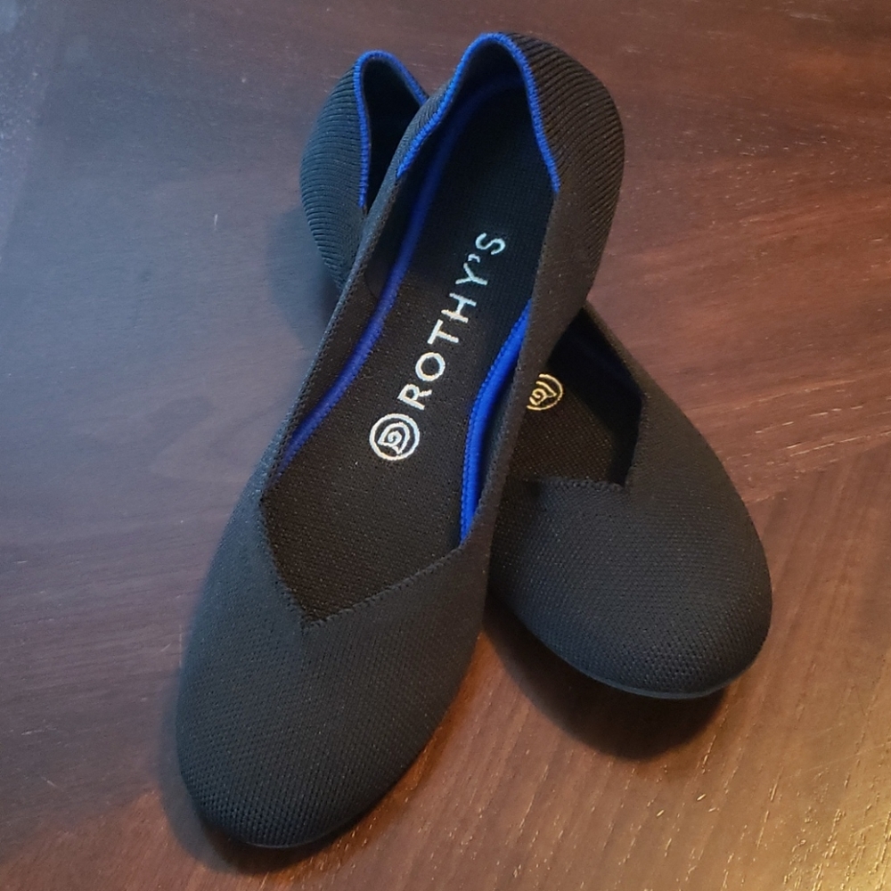 Black Rothy's Flats